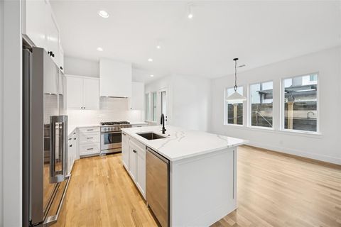 Tiny photo for 5638 Winton Street, Dallas, TX 75206 (MLS # 21032668)