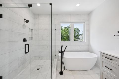 Tiny photo for 5638 Winton Street, Dallas, TX 75206 (MLS # 21032668)