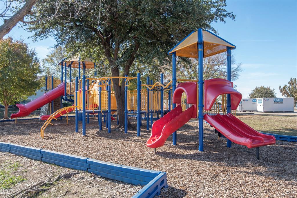 Azalea Village At Savannah Pha - Residential