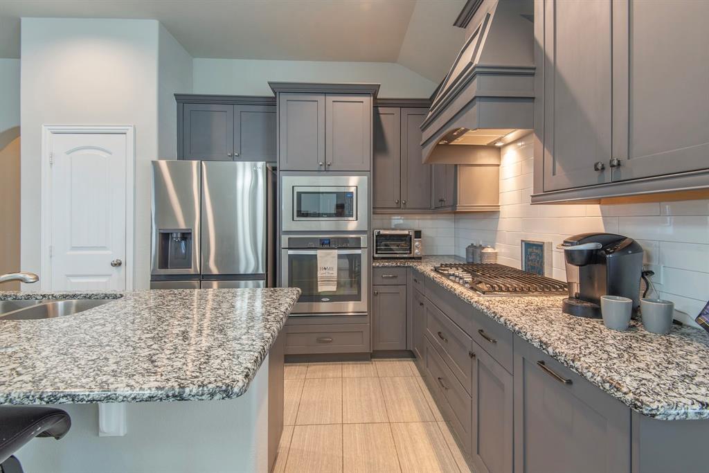 Azalea Village At Savannah Pha - Residential