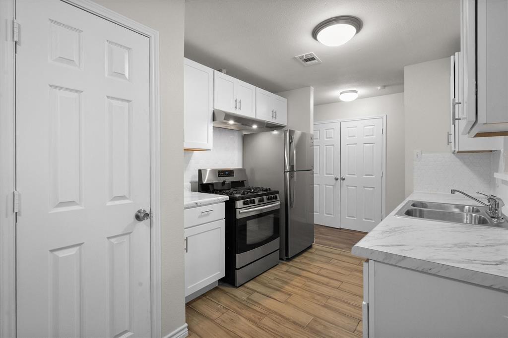 2113 San Antonio