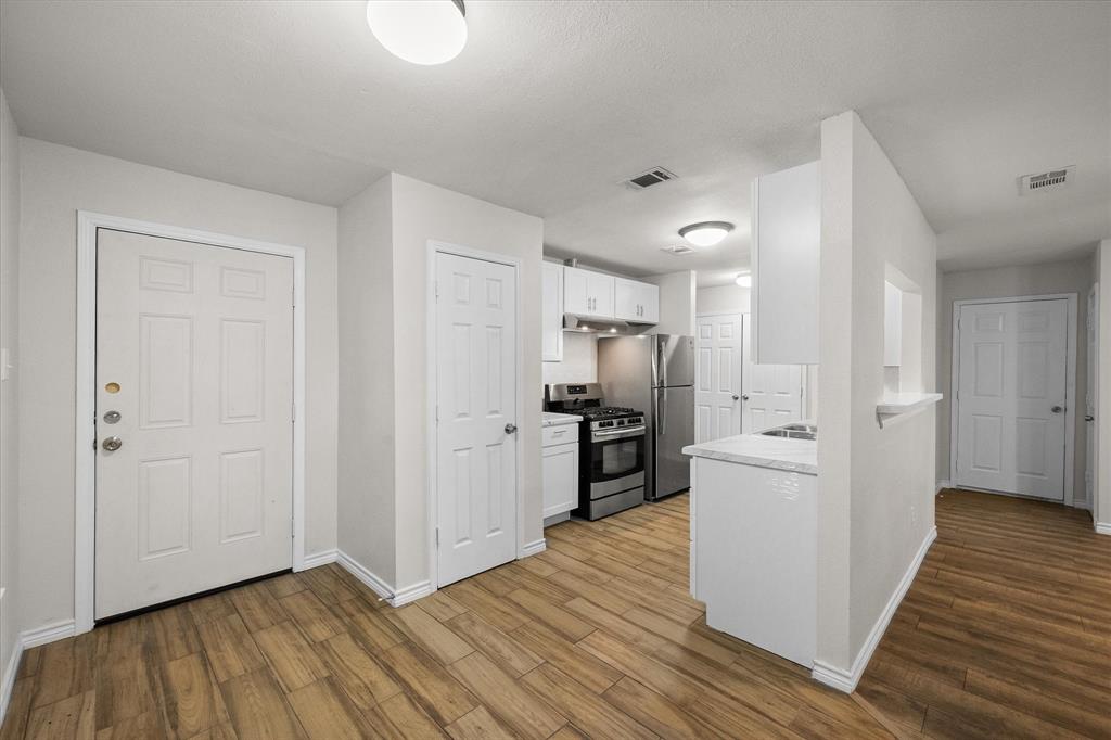 2113 San Antonio