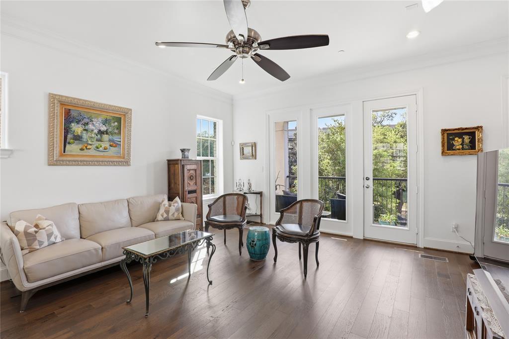 7333 Valley View Lane 607