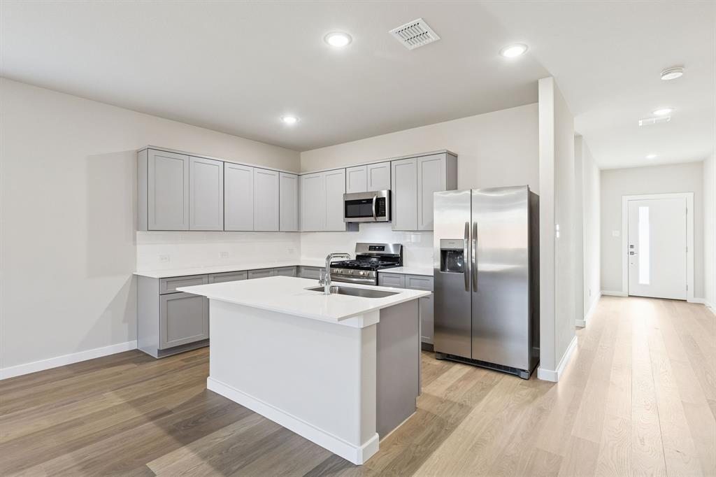 1504 Mahogany Avenue