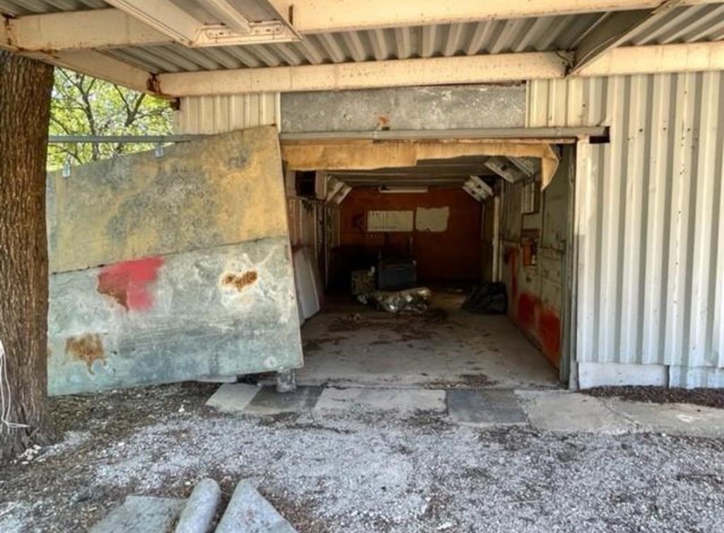 Lake Shore - Residential