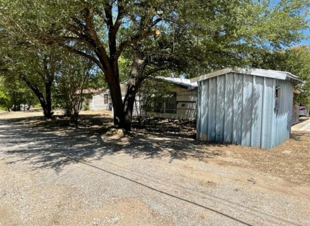 Lake Shore - Residential