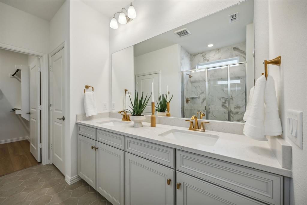 Del Webb Trinity Falls - Residential