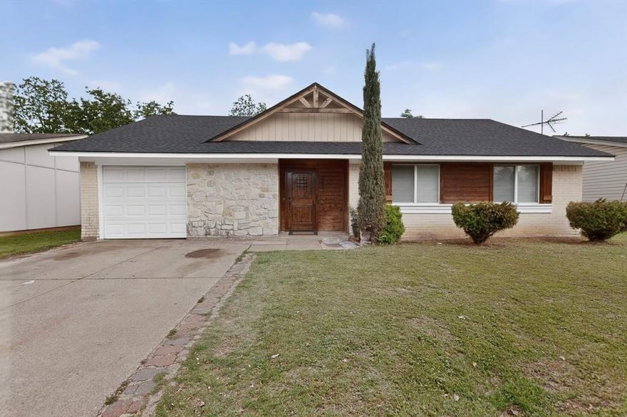Welcome to 2421 Harbor Trail in Irving, Texas! This beautifully updated 3-bedroom, 2-bath home was completely rebuilt in 2014 and features a brand-new roof installed in 2025. Major updates include plumbing and windows, giving you peace of mind for years to come. The home offers a stunning kitchen, a spacious backyard perfect for entertaining, and is conveniently located in the heart of Irving—just 10 minutes from DFW Airport and close to local schools. With minimal wear and tear, this home is move-in ready and waiting for its new owners!

All information is deemed reliable but not guaranteed.