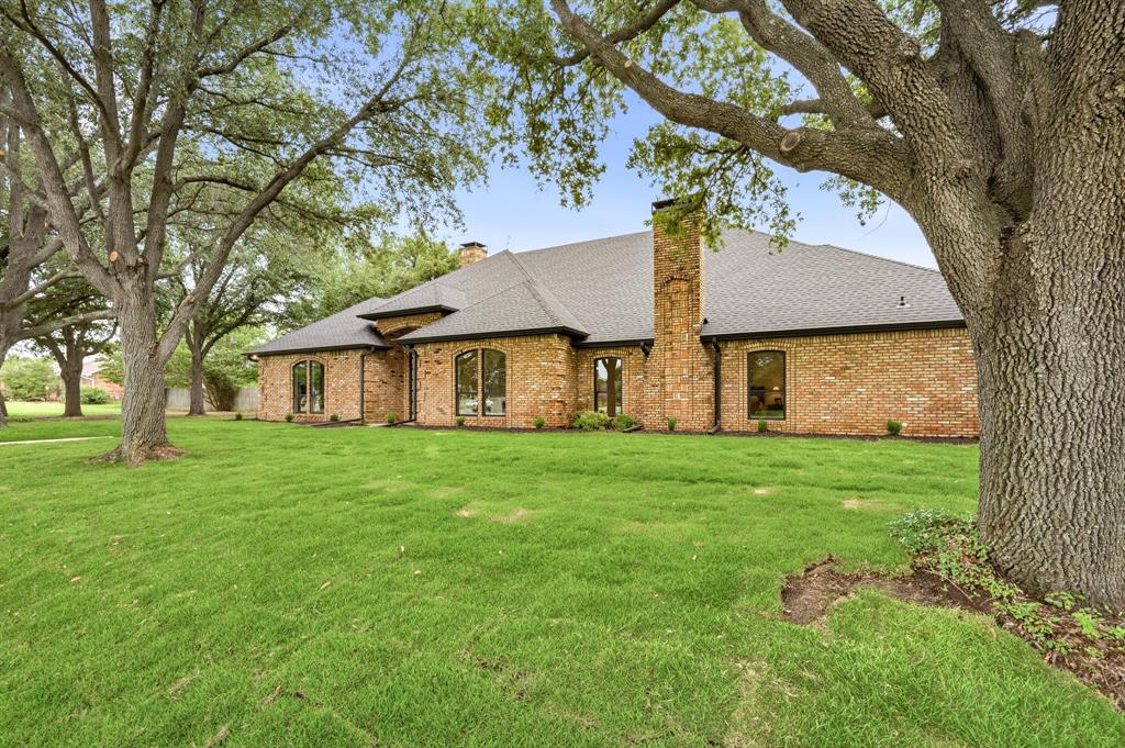 1920 Pearson Crossing