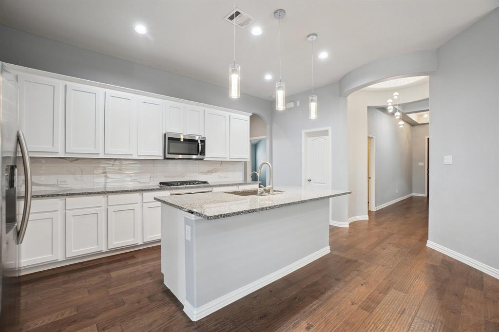 Vineyards Ph I, The - Residential Lease