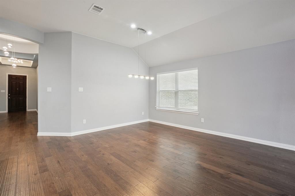 Vineyards Ph I, The - Residential Lease