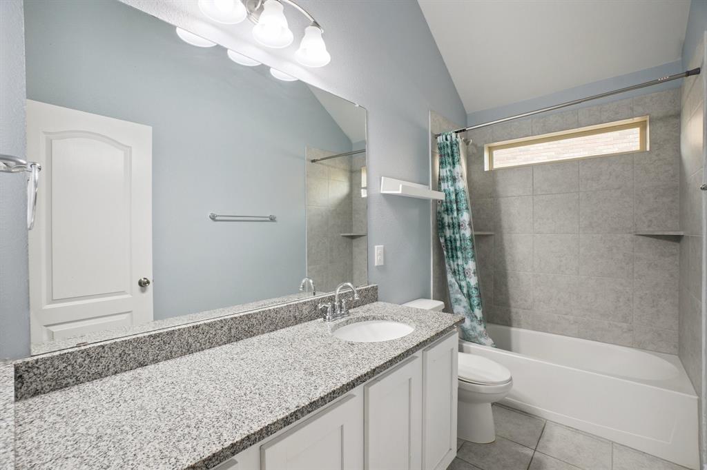 Vineyards Ph I, The - Residential Lease