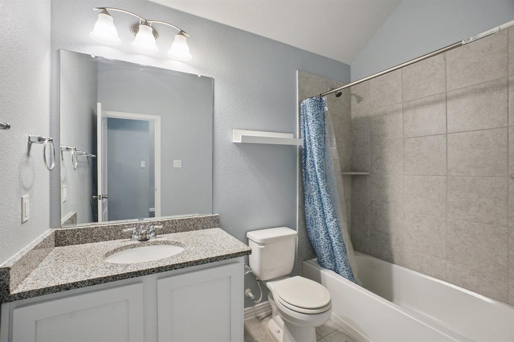 Vineyards Ph I, The - Residential Lease