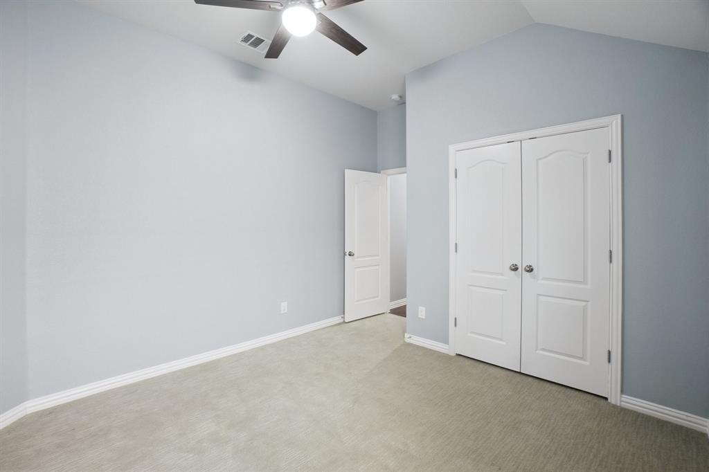 Vineyards Ph I, The - Residential Lease