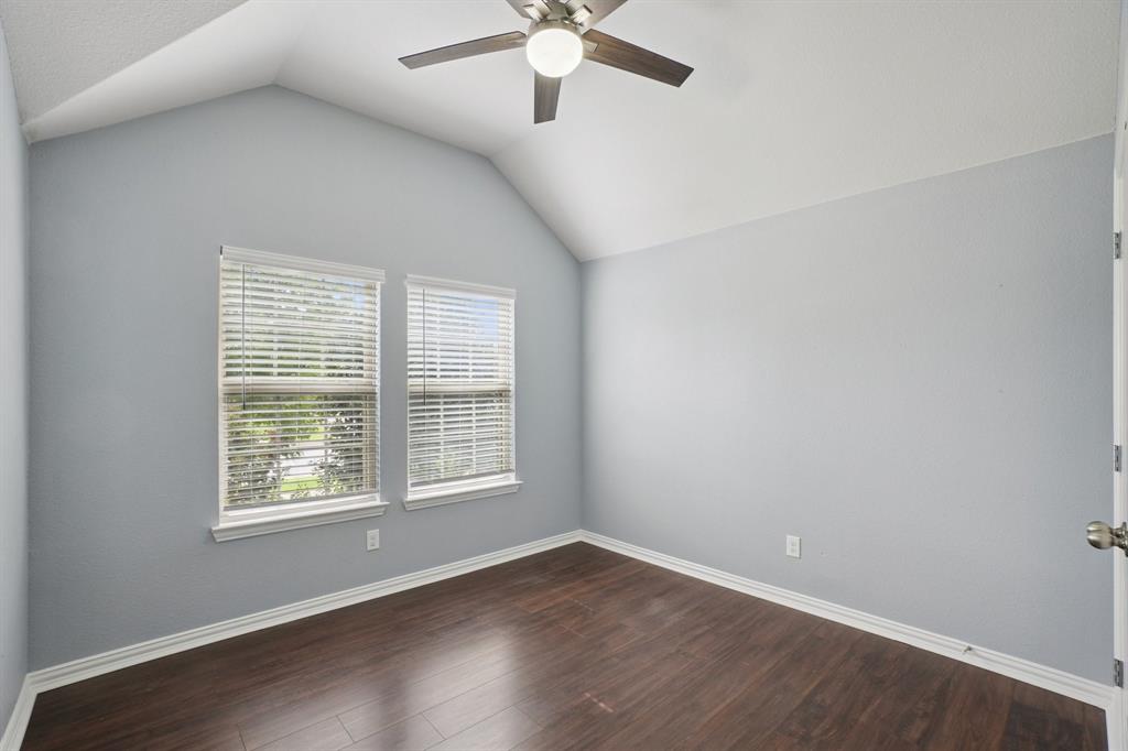 Vineyards Ph I, The - Residential Lease