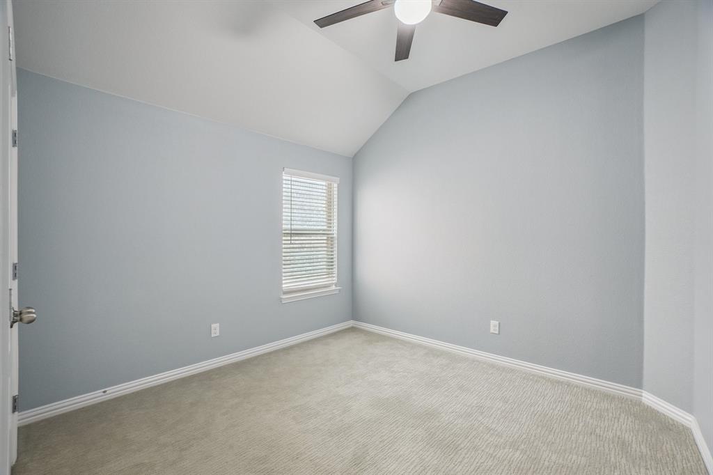 Vineyards Ph I, The - Residential Lease