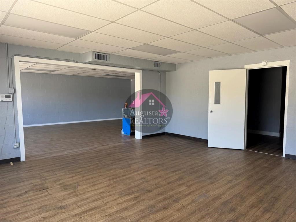 Sunnyside Add - Commercial Lease