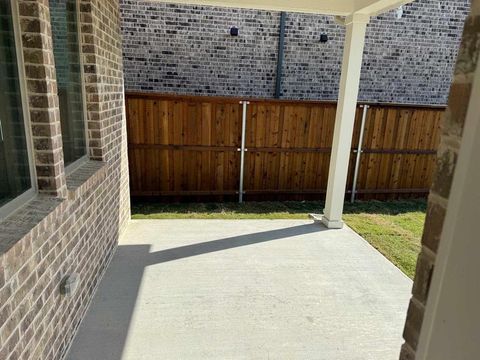 14150 Gallatin Street Pilot Point TX 76258