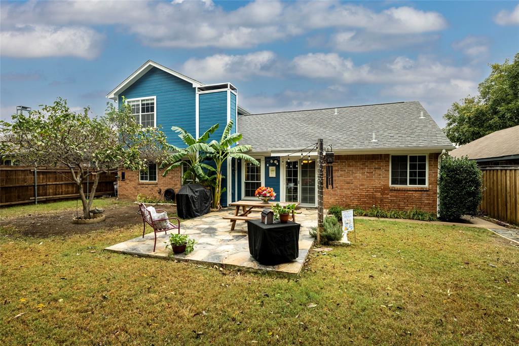 Euless, Texas 76039, United States, 5 Bedrooms Bedrooms, ,3 BathroomsBathrooms,Residential,Pending,35277