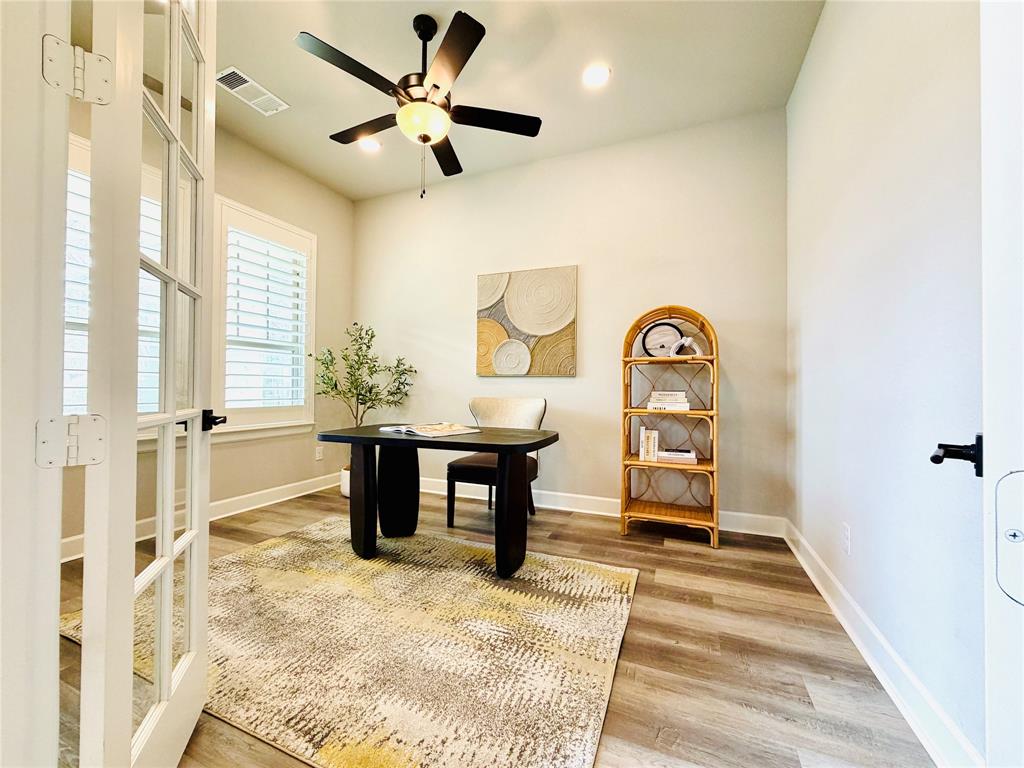 3417 Rosebud Park Lane