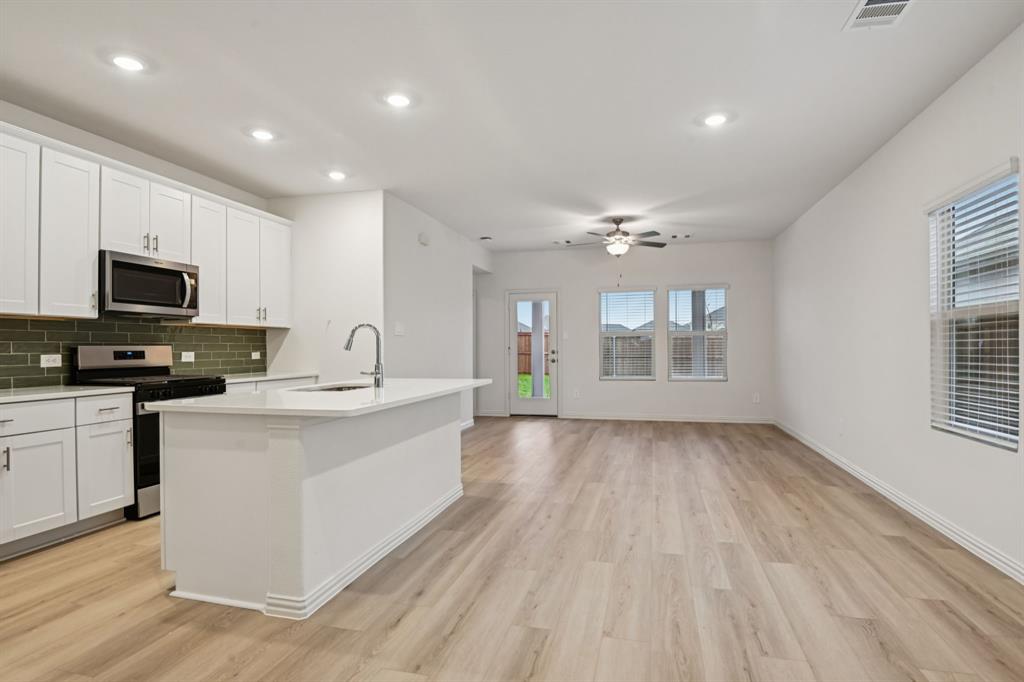 Lakehaven - Residential