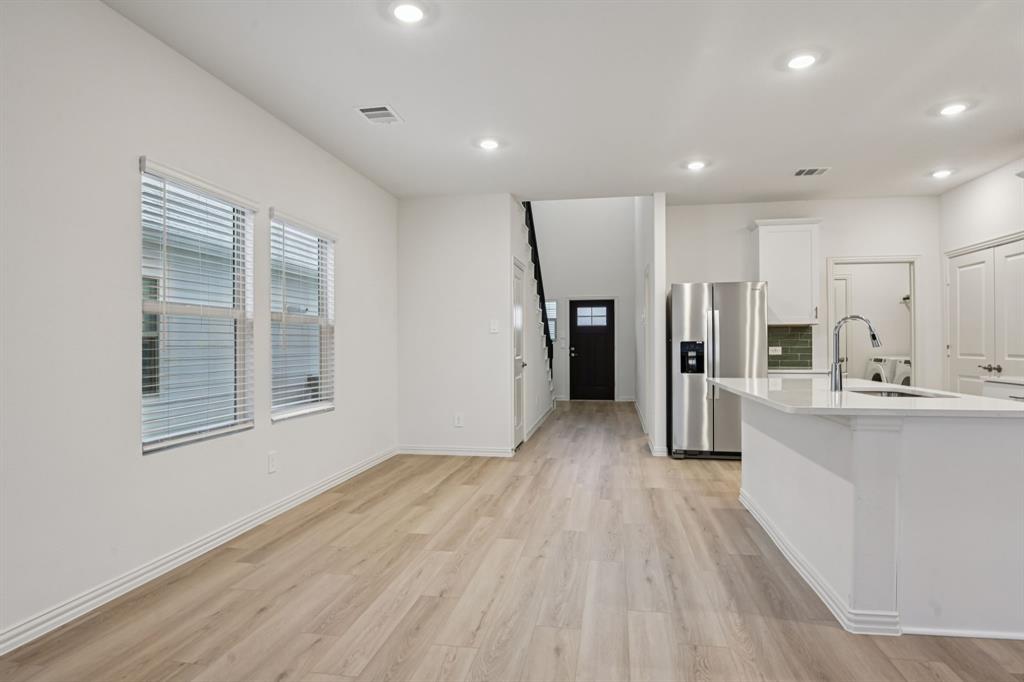 Lakehaven - Residential
