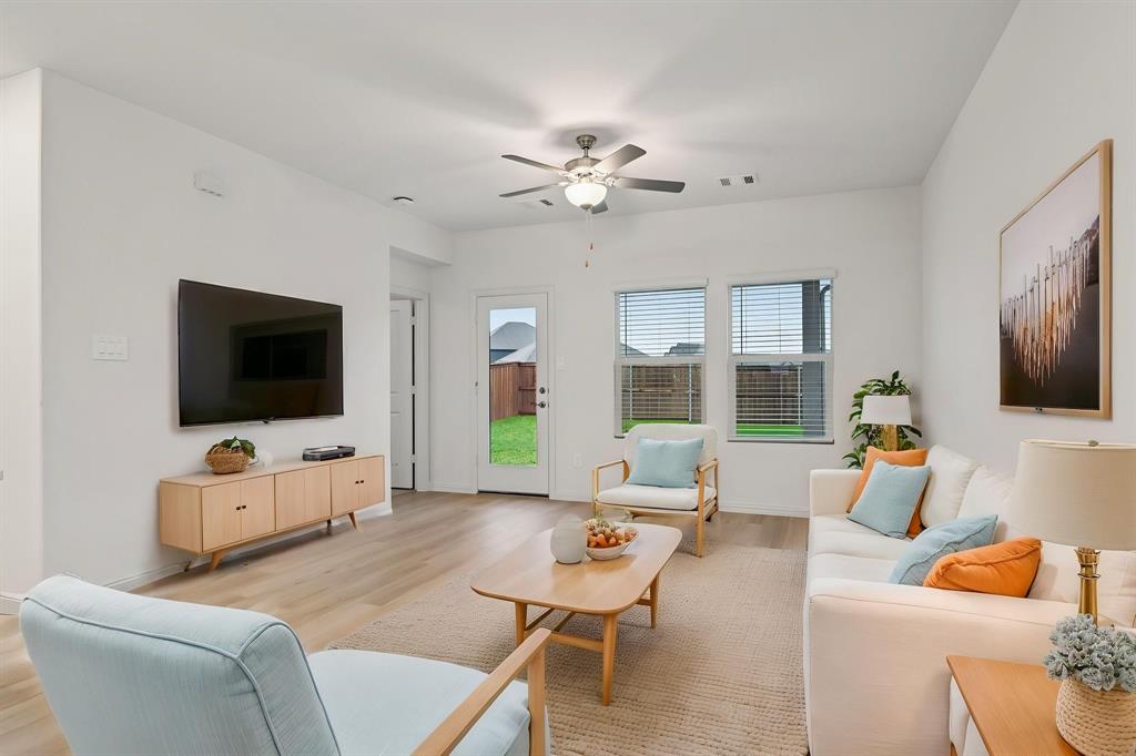 Lakehaven - Residential