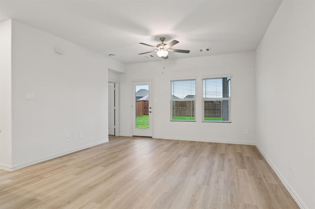 Lakehaven - Residential