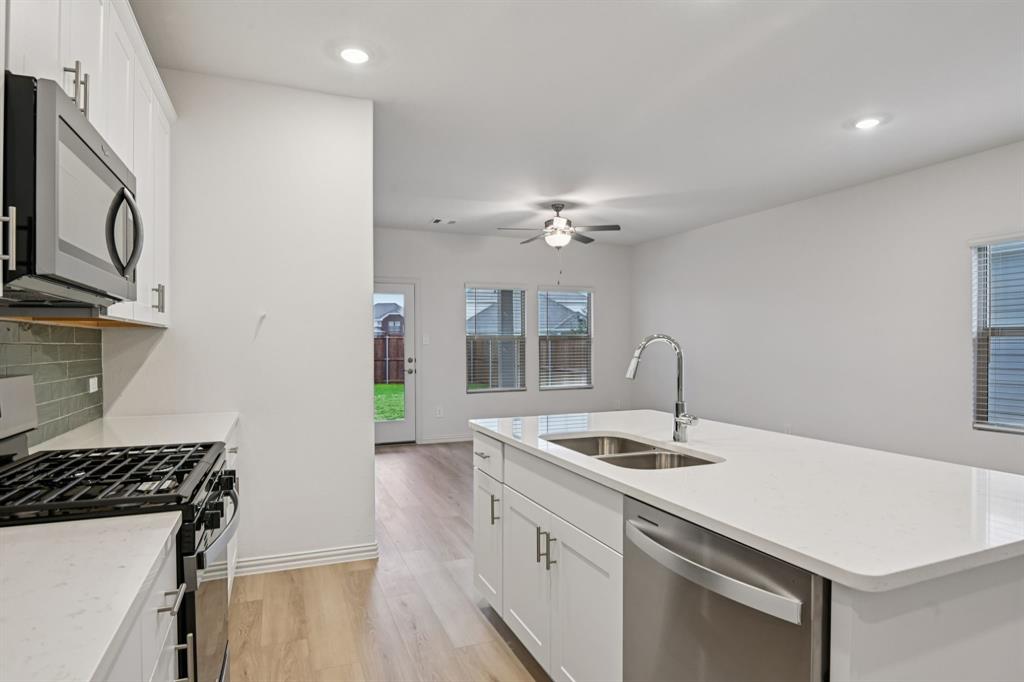 Lakehaven - Residential