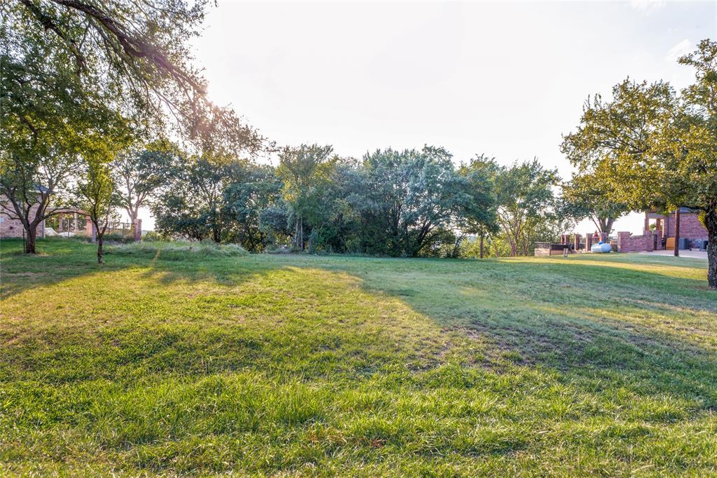 141 Lakeview Drive