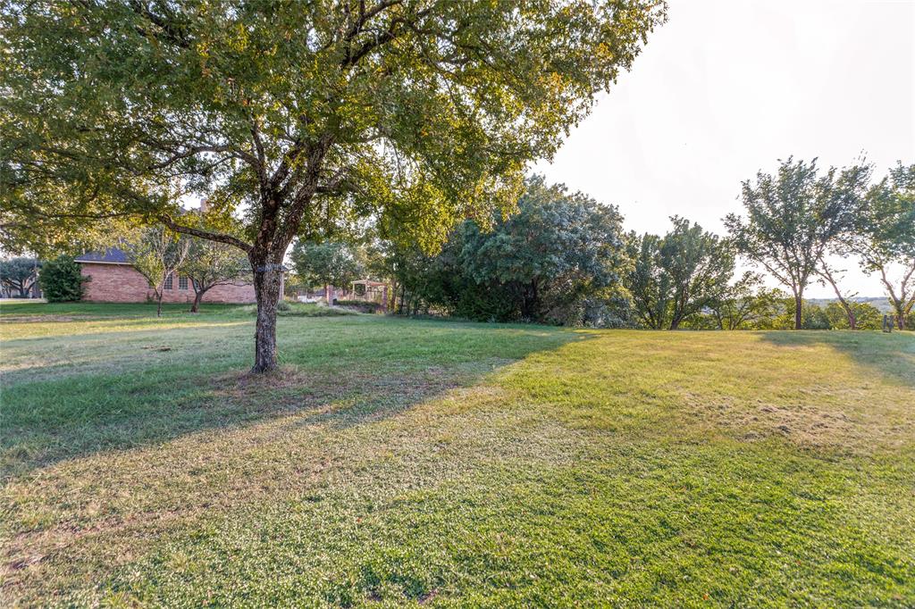 141 Lakeview Drive