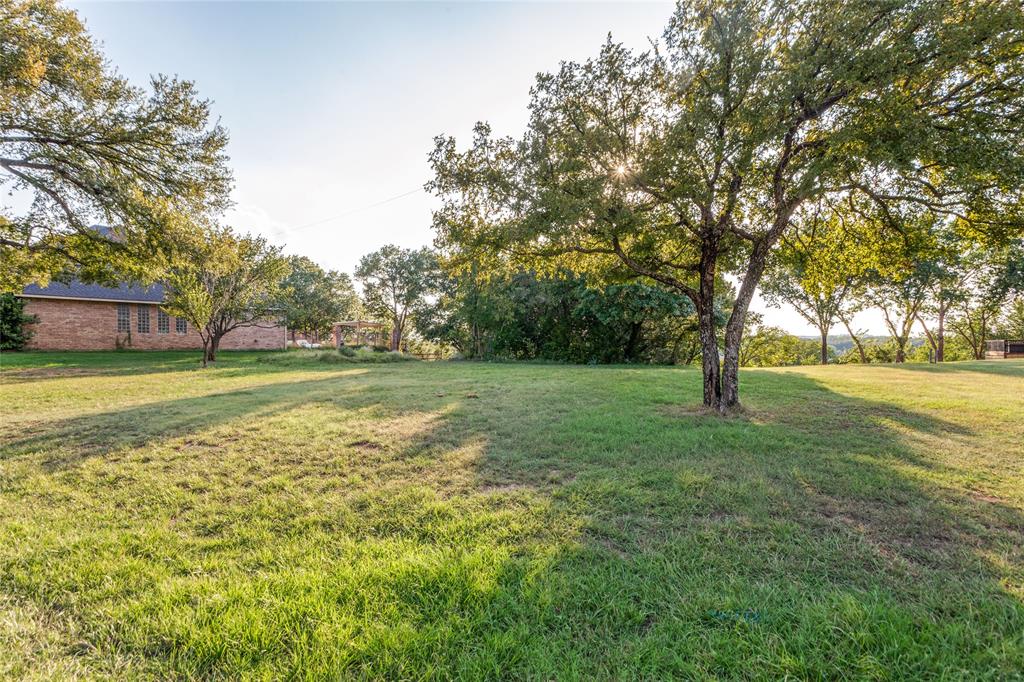 141 Lakeview Drive