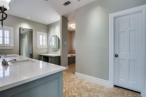 Tiny photo for 4031 University Boulevard, University Park, TX 75205 (MLS # 20971111)