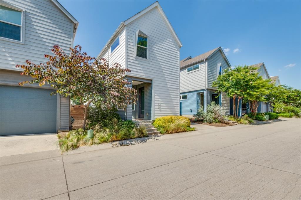 1155 Crownview Lane