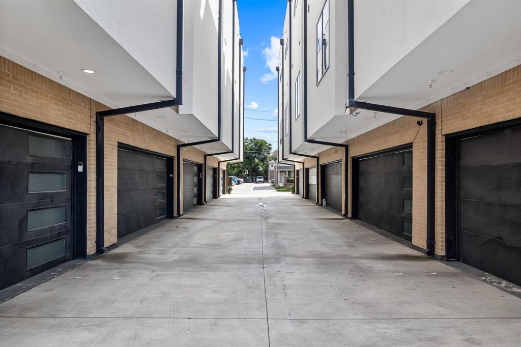 1910 Caddo Street A203