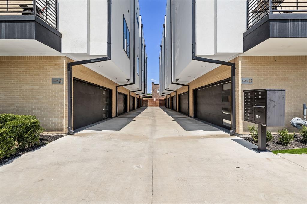 1910 Caddo Street A203