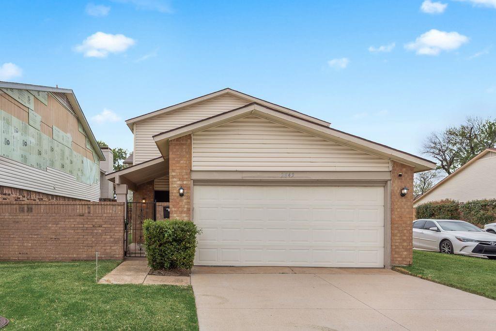 2643 Via Ventura Circle