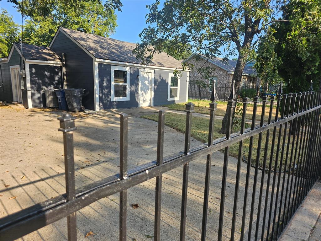 ELMDALE - Residential