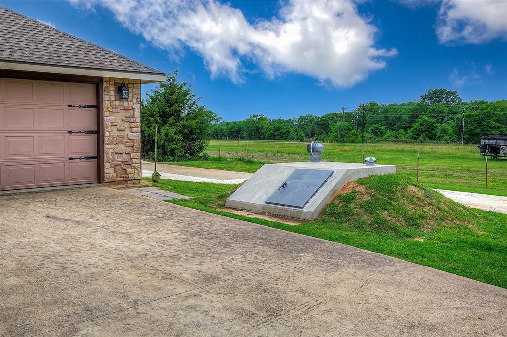 ACRES: 1.030 ABST: 664 SUR: W PARHAM - Residential