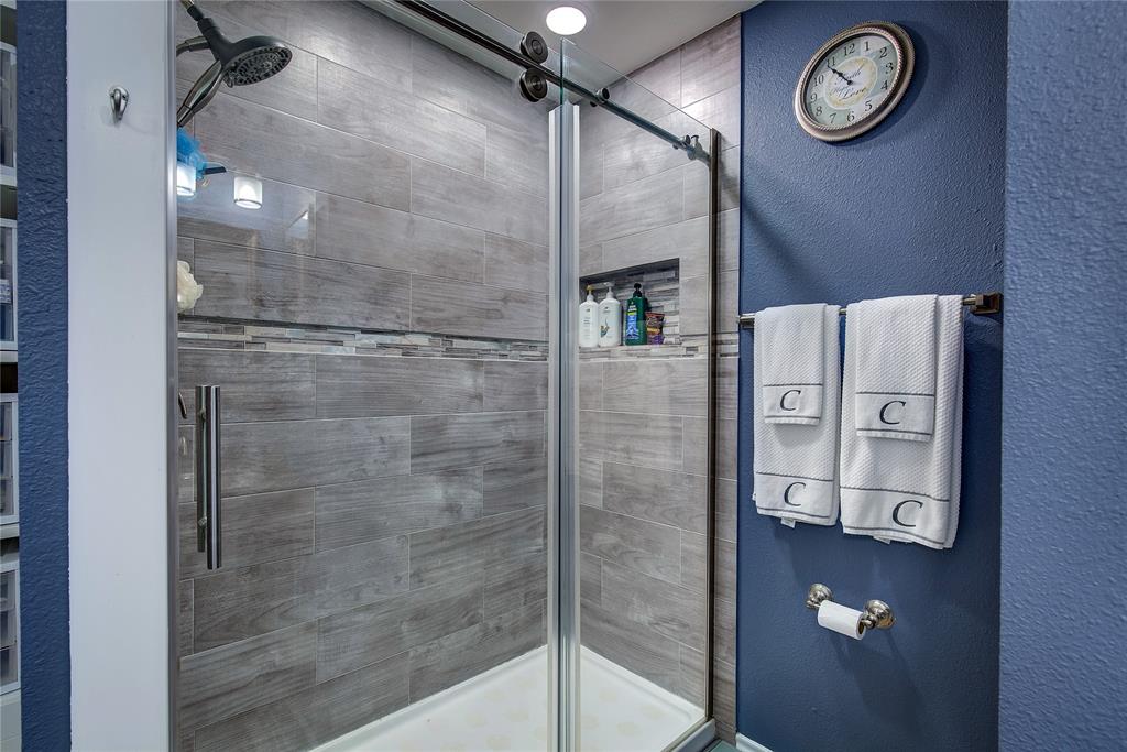 ACRES: 1.030 ABST: 664 SUR: W PARHAM - Residential