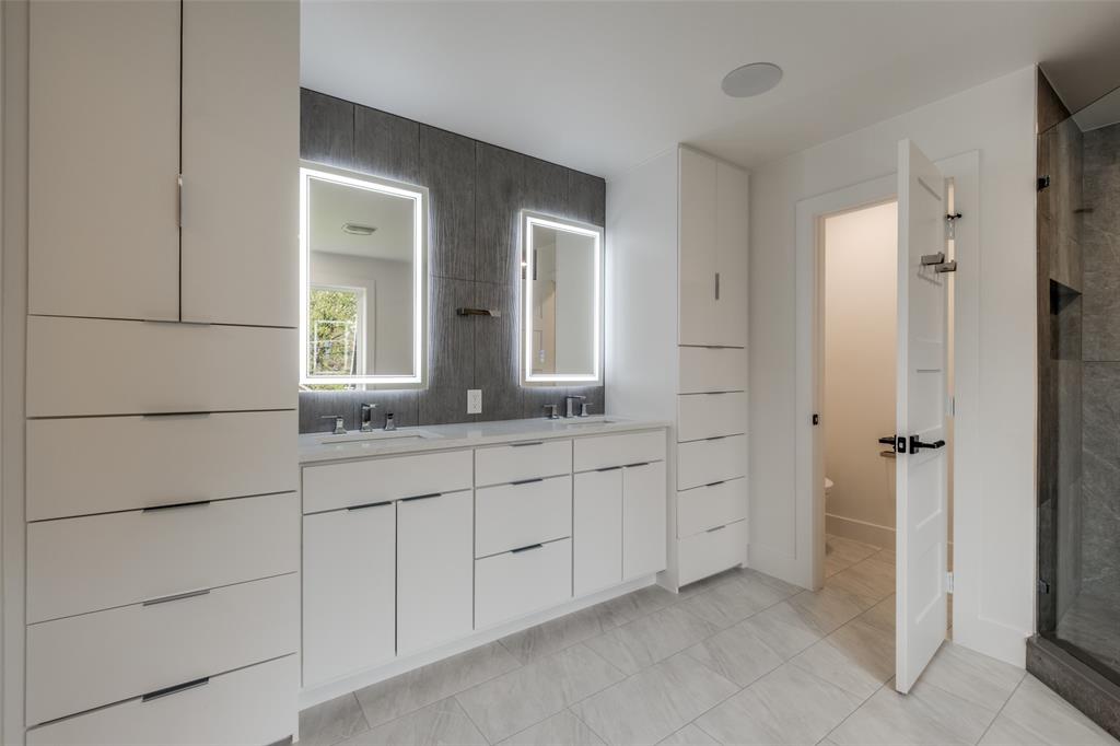 Mount Auburn - Residential