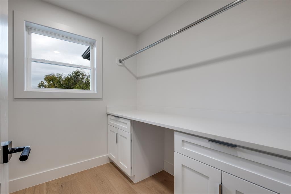 Mount Auburn - Residential