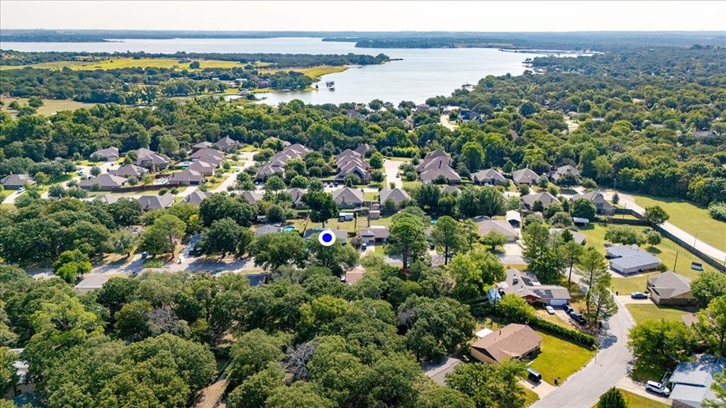 Azle, Texas 76020, United States, 3 Bedrooms Bedrooms, ,2 BathroomsBathrooms,Residential,Pending,200366