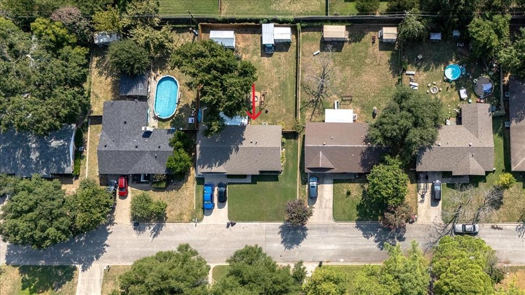 Azle, Texas 76020, United States, 3 Bedrooms Bedrooms, ,2 BathroomsBathrooms,Residential,Pending,200366