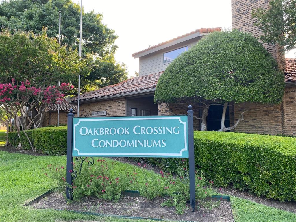 Oakbrook Xing Condos - Residential