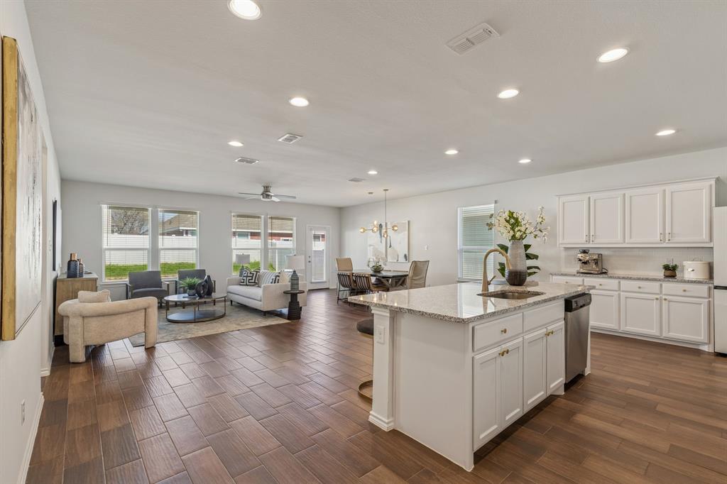 The Landing At Provi - Residential