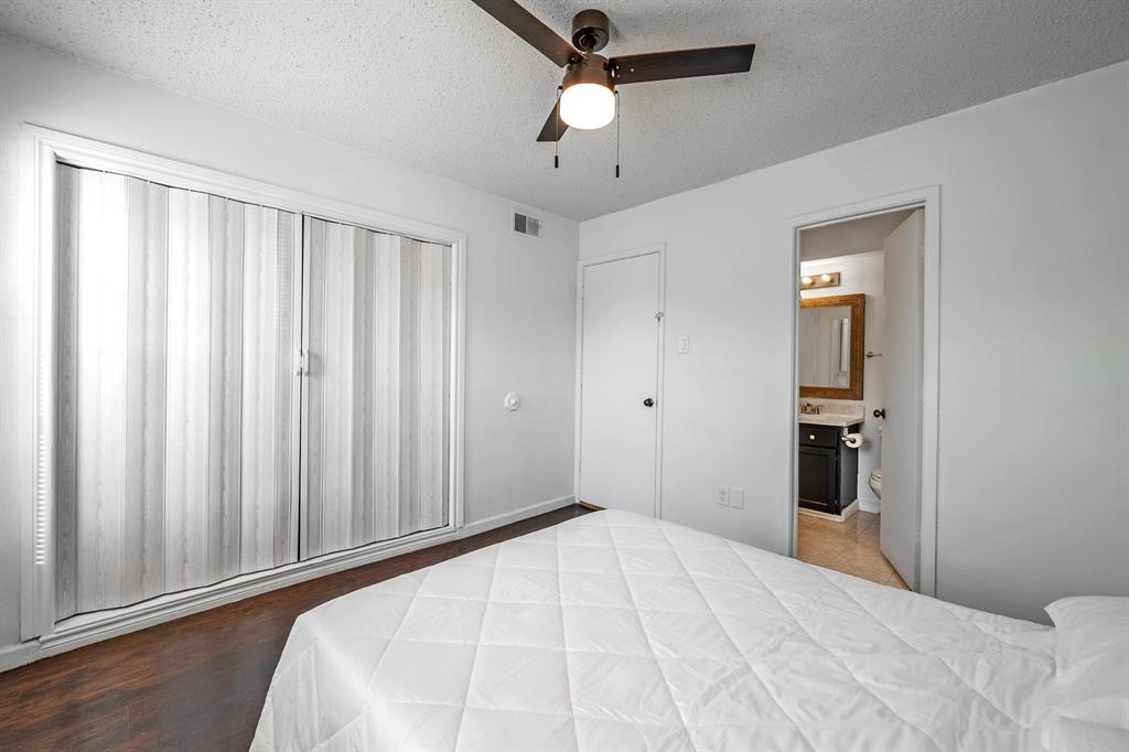 Woodlake Fourplex - Residential