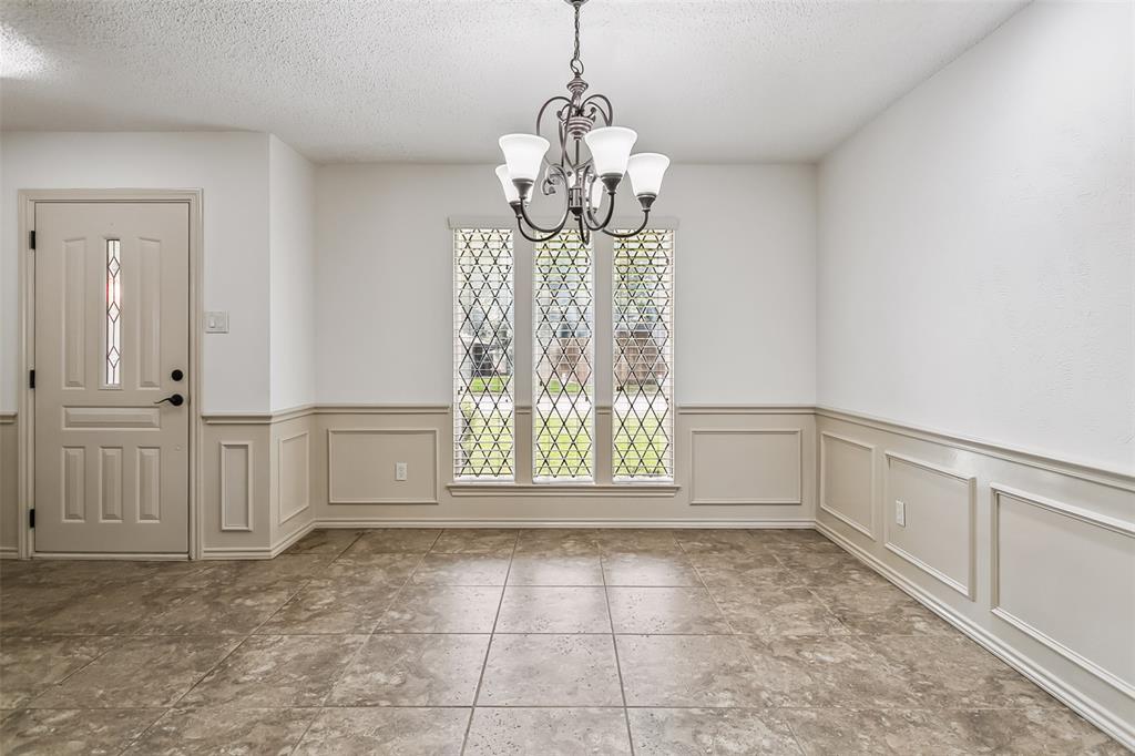 2526 Axminster Drive
