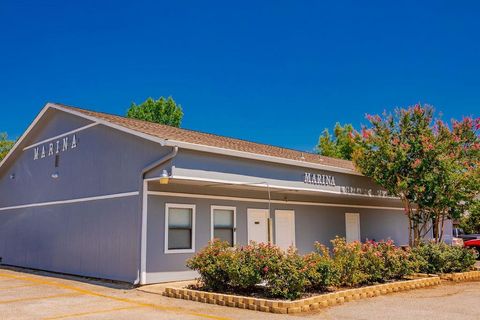 A home in Lindale