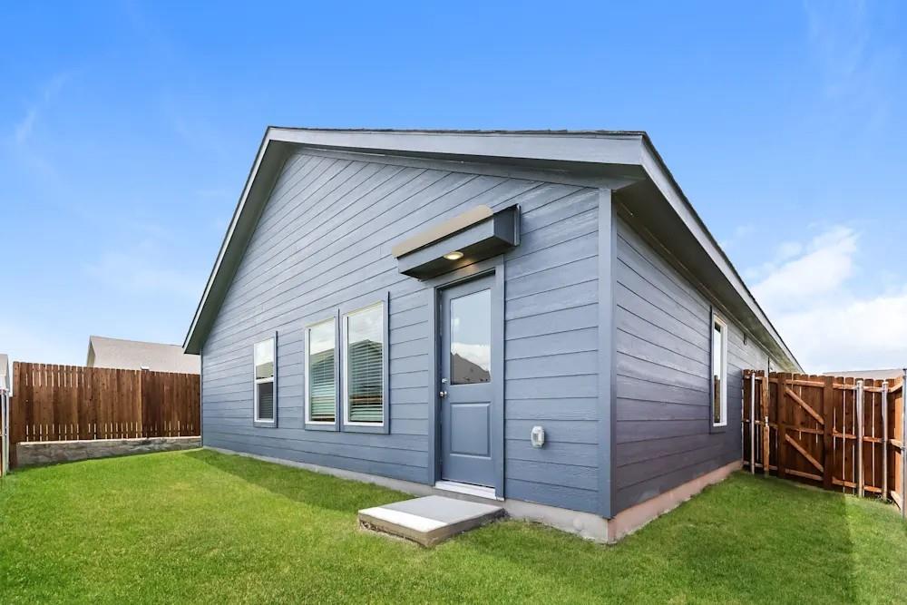 Eastland Ph 3b - Residential Lease